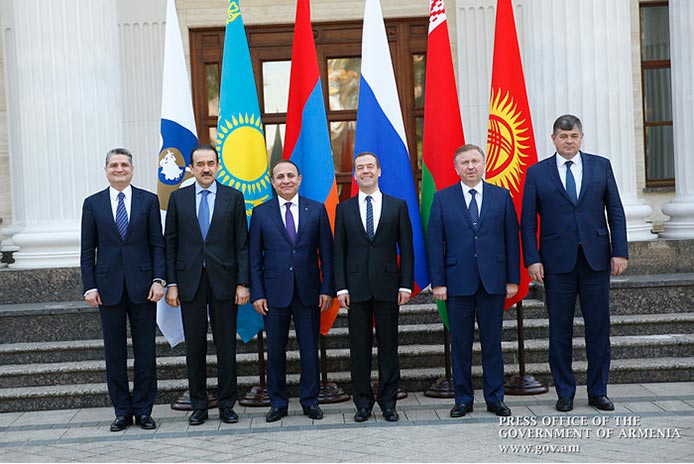 Medvedev-in-Moscow-EEU