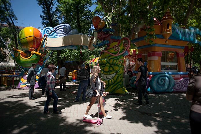 zazaland-park-near-poplpvok-yerevn